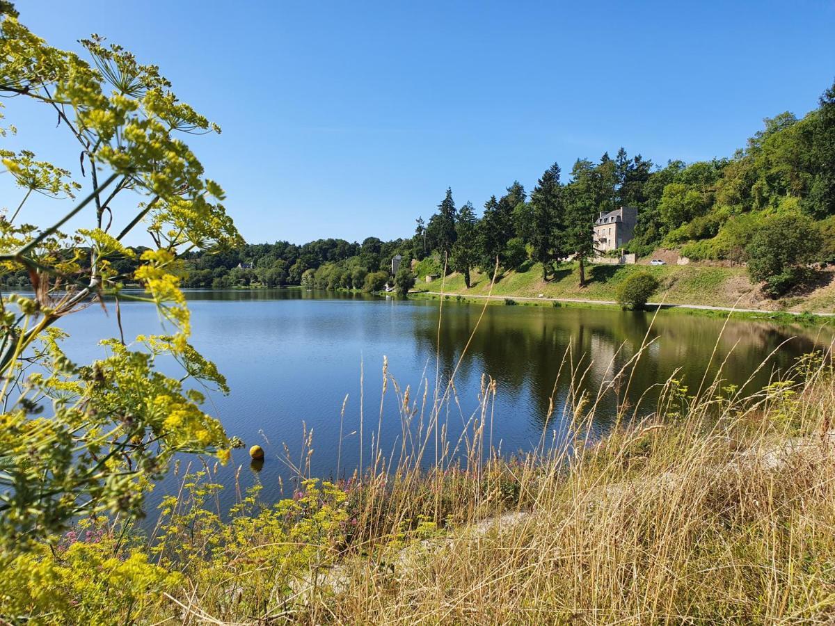 Les Forges Du Lou Apartment Jugon-les-Lacs Luaran gambar