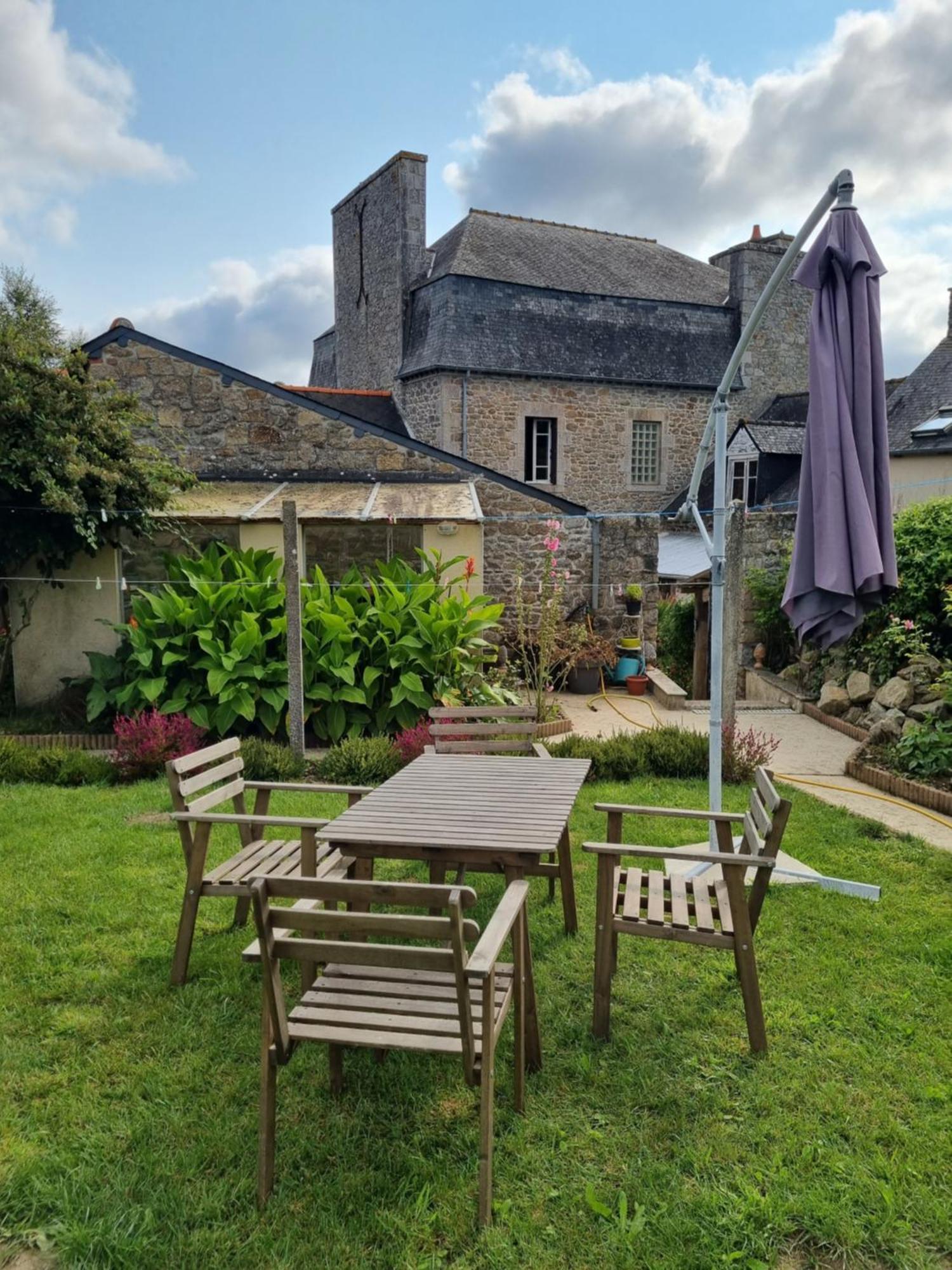 Les Forges Du Lou Apartment Jugon-les-Lacs Luaran gambar