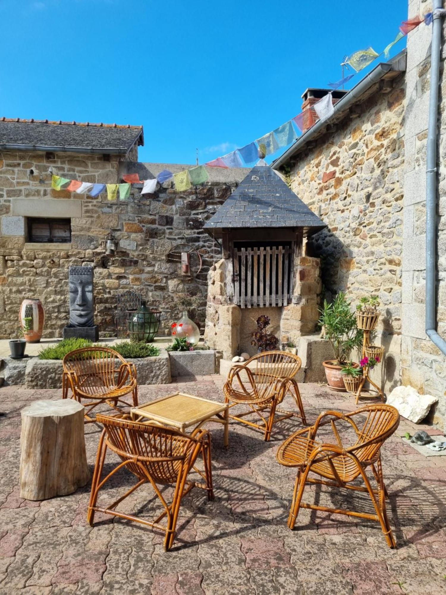 Les Forges Du Lou Apartment Jugon-les-Lacs Luaran gambar