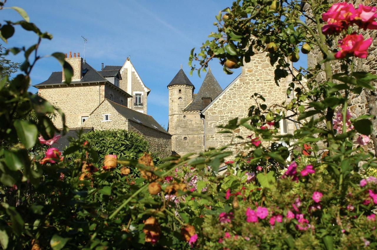 Les Forges Du Lou Apartment Jugon-les-Lacs Luaran gambar
